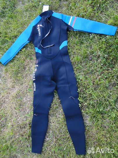 Гидрокостюм 3 мм размер S