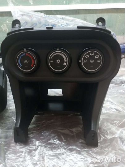 Блок управления отопителем Митсубиси