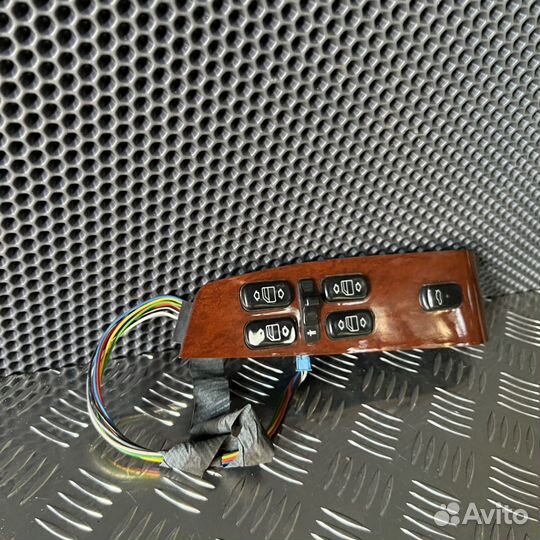 Блок управления стеклоподъемниками Mercedes-Benz S