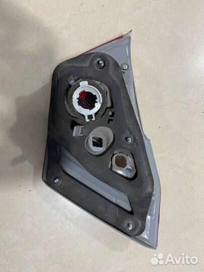 Фонарь задний Toyota Camry V50