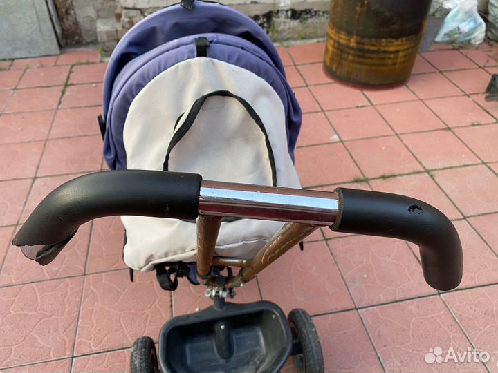 Детский велосипед с ручкой