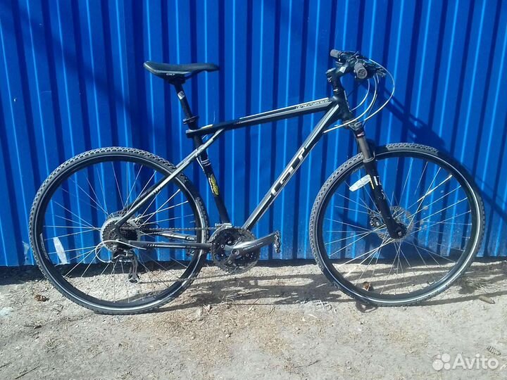 Велосипед GT рама L колесо 28
