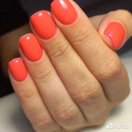 Маникюр, педикюр, наращивание ногтей