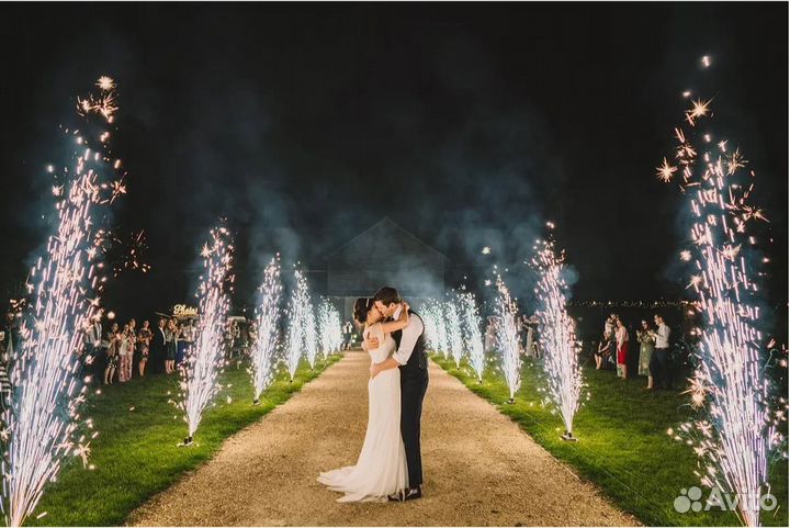 Фейерверк на свадьбу, свадебный салют, фонтаны шоу