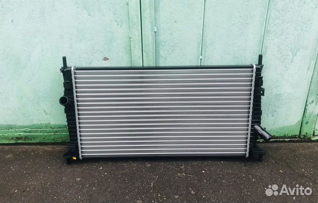 Радиатор Ford Focus 3 охлаждения 2013
