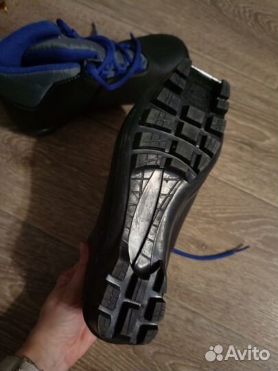 Лыжные ботинки классические