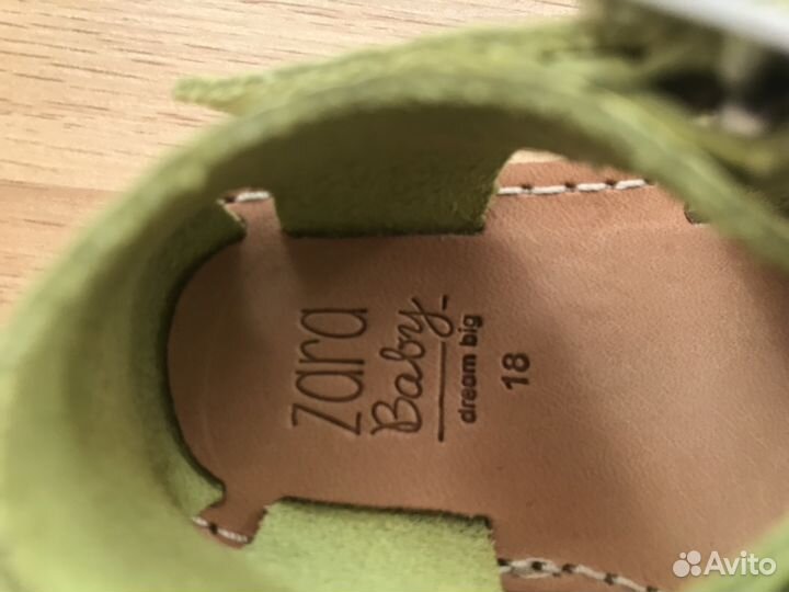 Сандали Zara