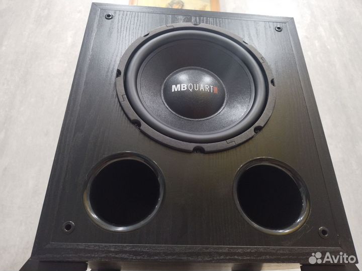 Активный сабвуфер