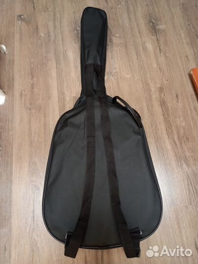 Акустическая гитара