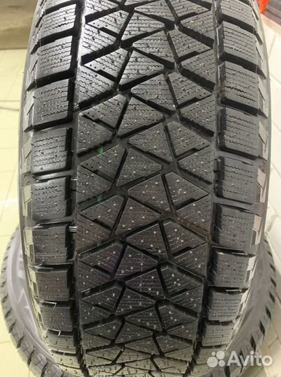 Bridgestone Blizzak DM-V2 245/55 R19 103T