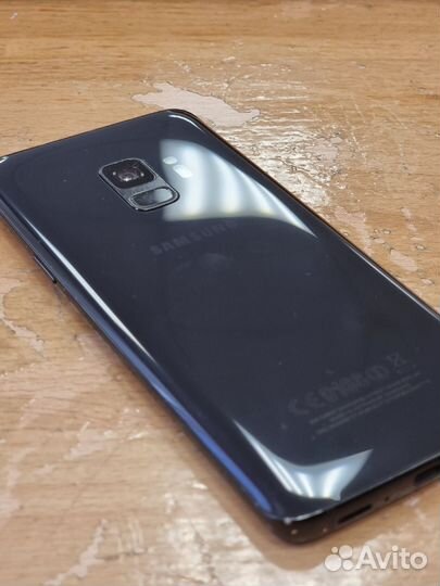 Samsung Galaxy S9, 4/64 ГБ