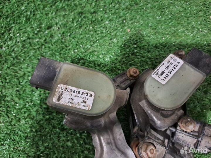 Датчик высоты дорожного просвета Audi Q7 AL