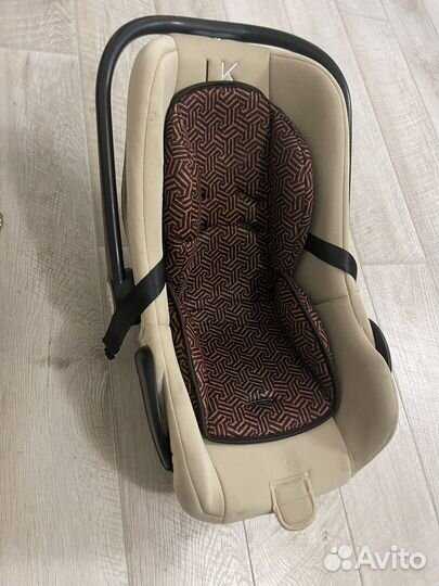 Автокресло люлька 0+