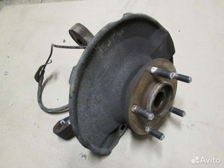 Поворотный кулак Mitsubishi lanser 10,третий стоп