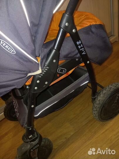 Коляска zippy verdi