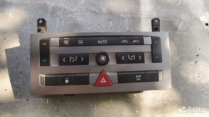 Блок управления климат-контролем Пежо 407