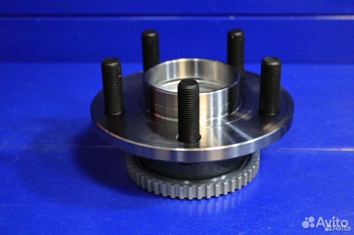 Ступица передня Ford Mustang