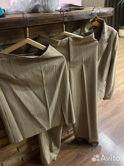 Костюм тройка женский