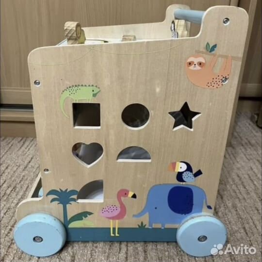 Тележка для первых шагов