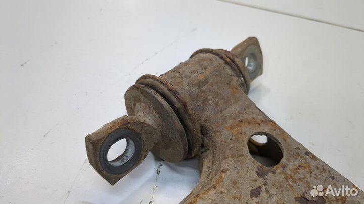 Рычаг подвески правый передний Chevrolet Cruze 2015