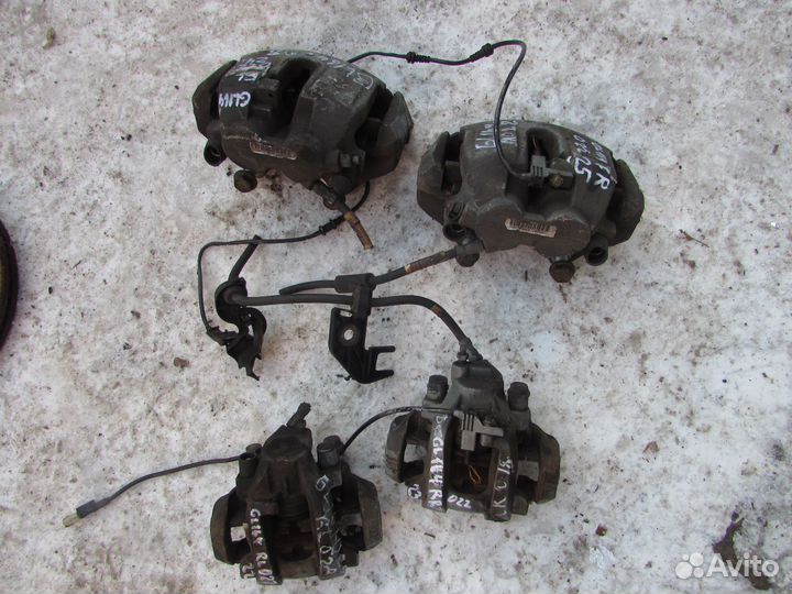 Тормозной суппорт Mercedes ML / GL W164 R W251