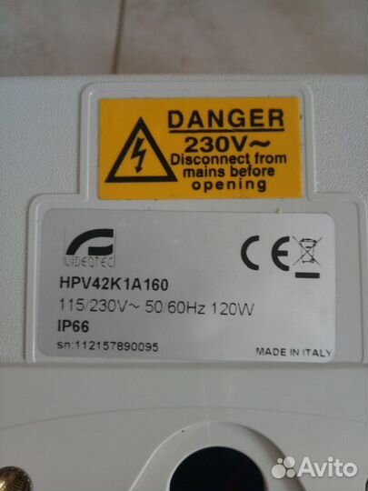 Камера видеонаблюдения в комплекте с кожухом