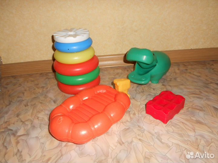 Старые Игрушки