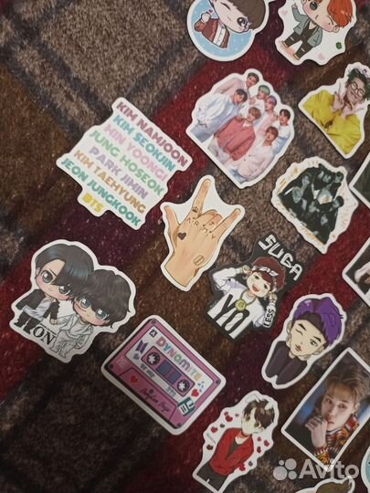 Наклейки BTS