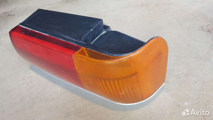 Задний фонарь