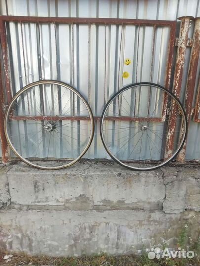 Покрышки, колеса под велотрубки