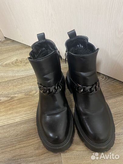 Ботинки женские зимние