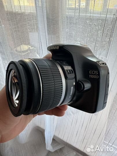Фотоаппарат Canon 1100D с объективом 18-55