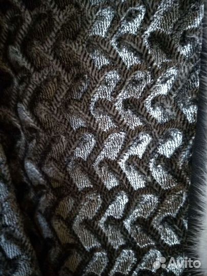 Кожаный плащ