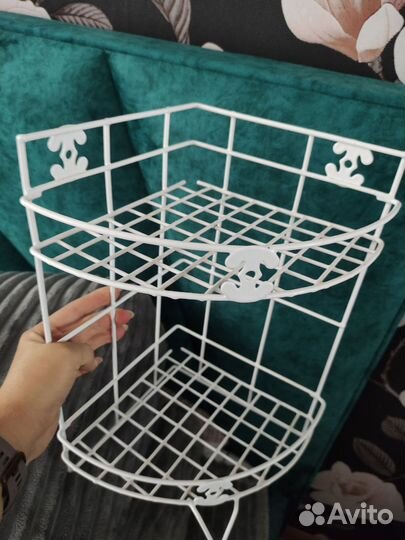 Угловая полка в ванную