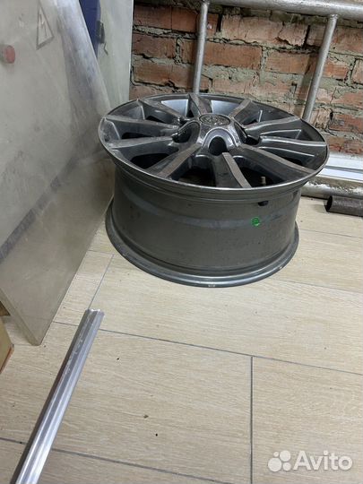 Диск для Toyota Land Cruiser 200