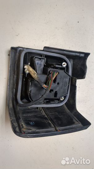 Фонарь (задний) левый Volkswagen Passat 3