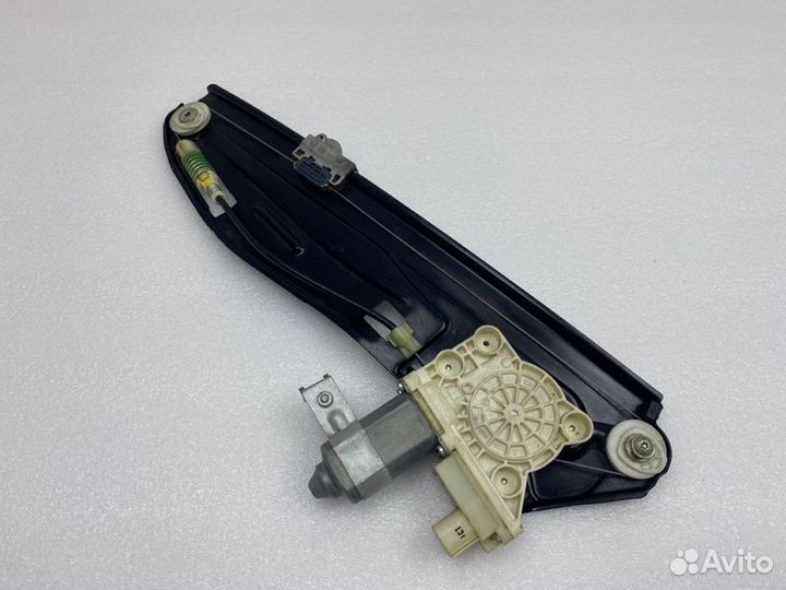 Стеклоподъемник задний левый Bmw 7-Series E65/E66