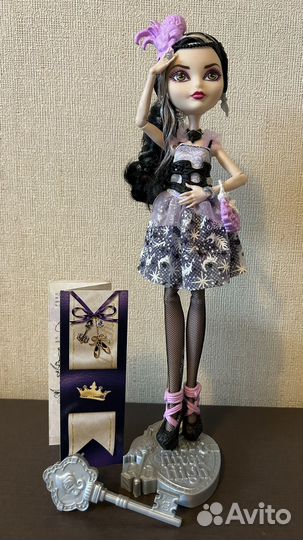 Duchess Swan Ever After High