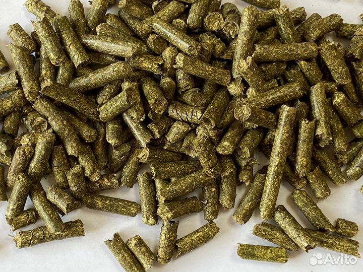 Травяная мука гранулы люцерна