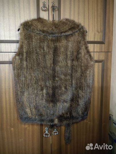 Норка вязаная жилет