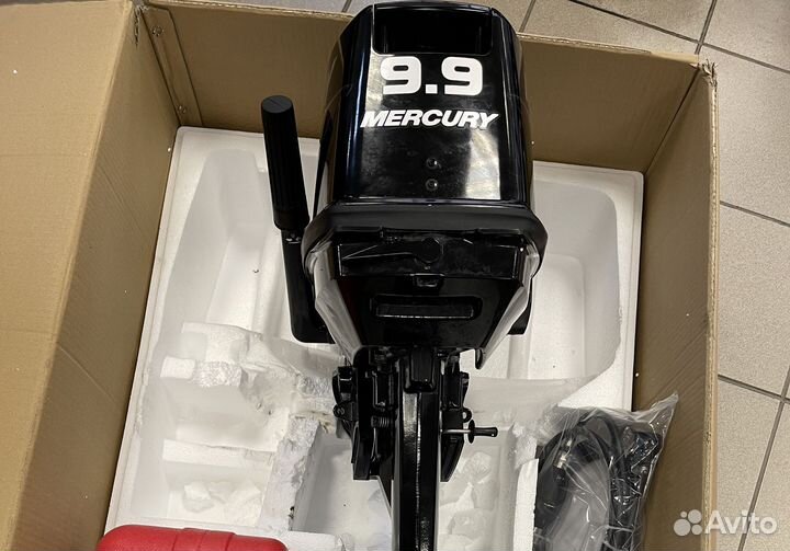 Лодочный мотор Mercury 9.9 Light витринный