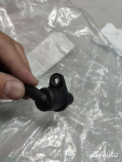 Датчик положения коленвала Geely Emgrand