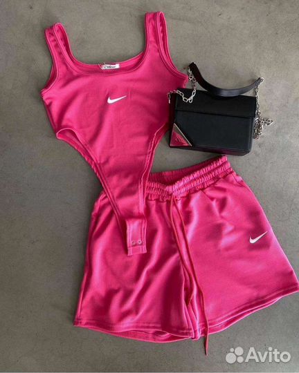 Спортивный комплект женский Nike