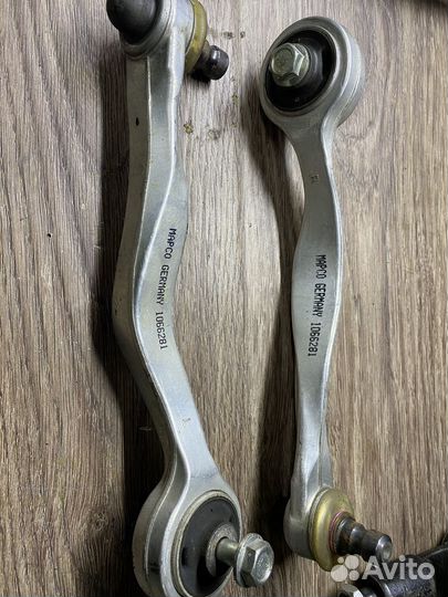 Комплект рычагов передней подвески Audi a8 s8 D2
