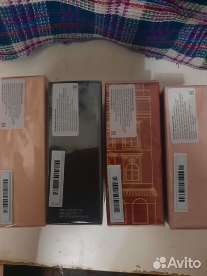 Парфюмированая вода в ассортименте 65 и 50 мл