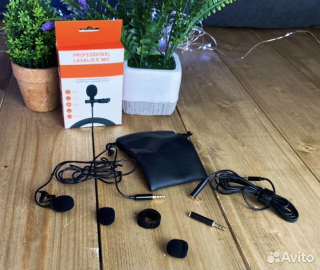 Петличный микрофон