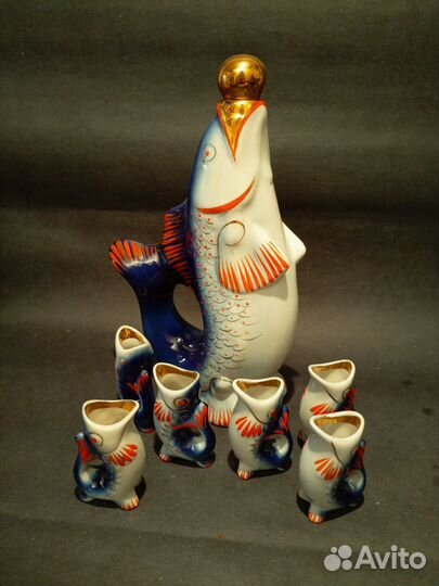 Графин штоф с рюмками 