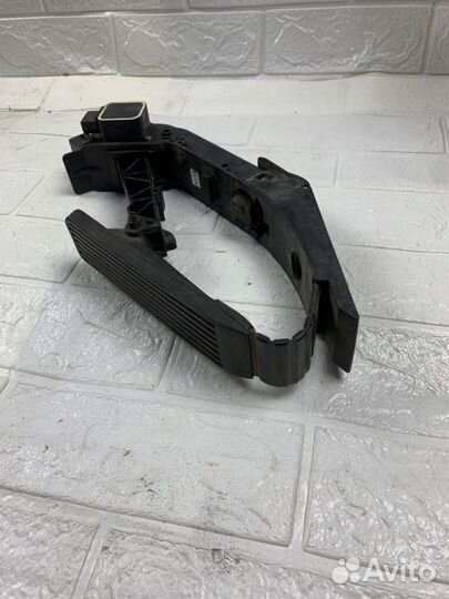 Педаль газа Mercedes-Benz S-Class W220 M112E32