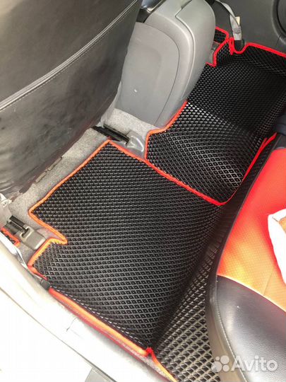 Автоковрики Toyota Prius 20 с бортами