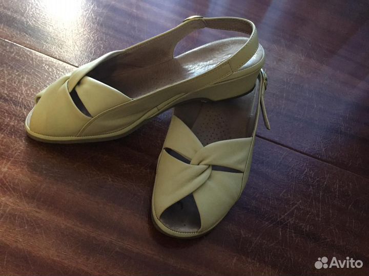 Босоножки женские 40 размер